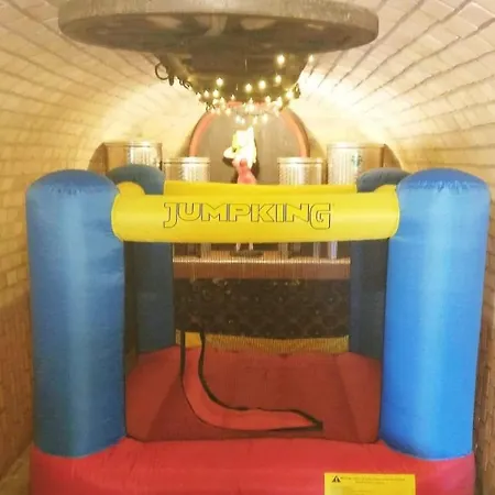 Feriehus Quirky Park - Swimming Pool, Hot Tub, Cold Plunge, Sauna And Exclusive Party Room! Siófok