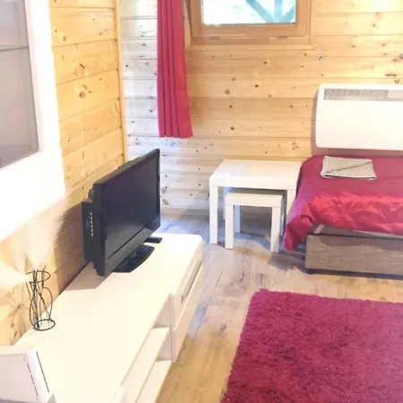 Quirky Park - Swimming Pool, Hot Tub, Cold Plunge, Sauna And Exclusive Party Room! Feriehus Siófok